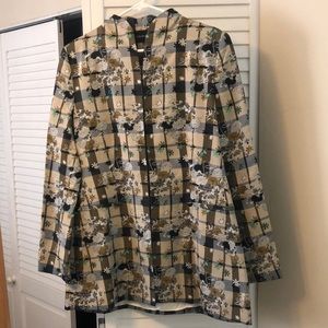 Zara Basics. Women’s evening blazer with mandarin collar. Size large.